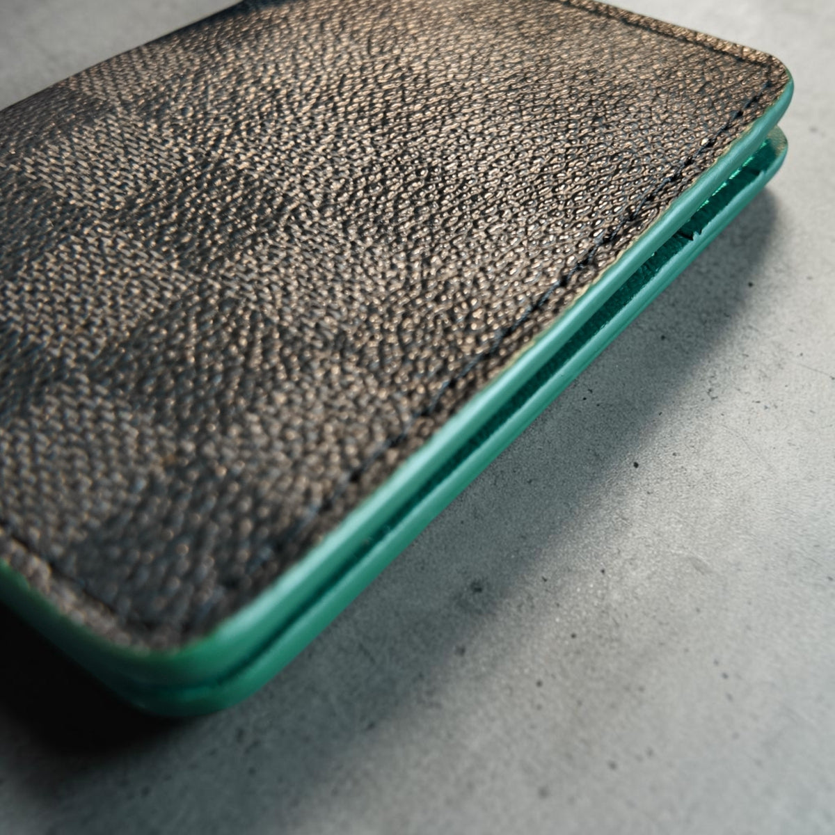 Luxfold/ Damier