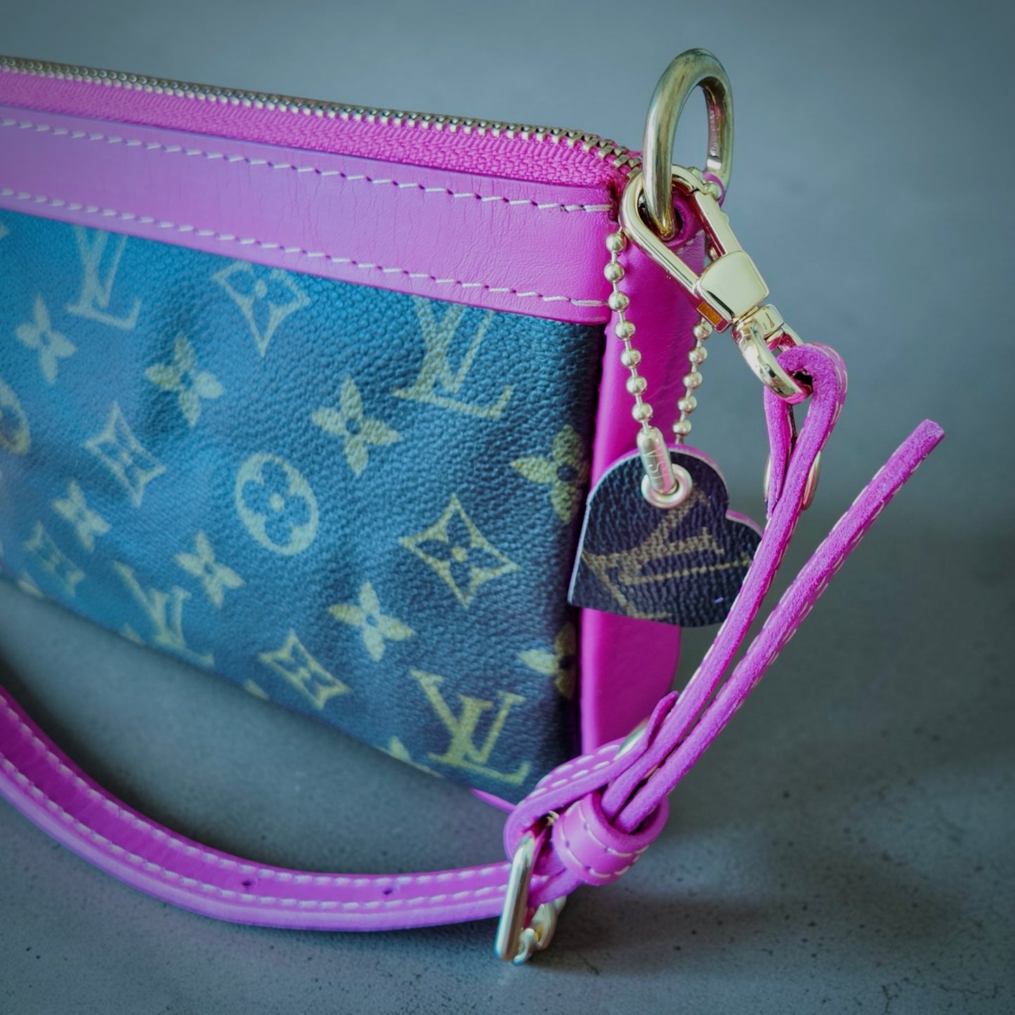Pochette Handbag/Hot pink