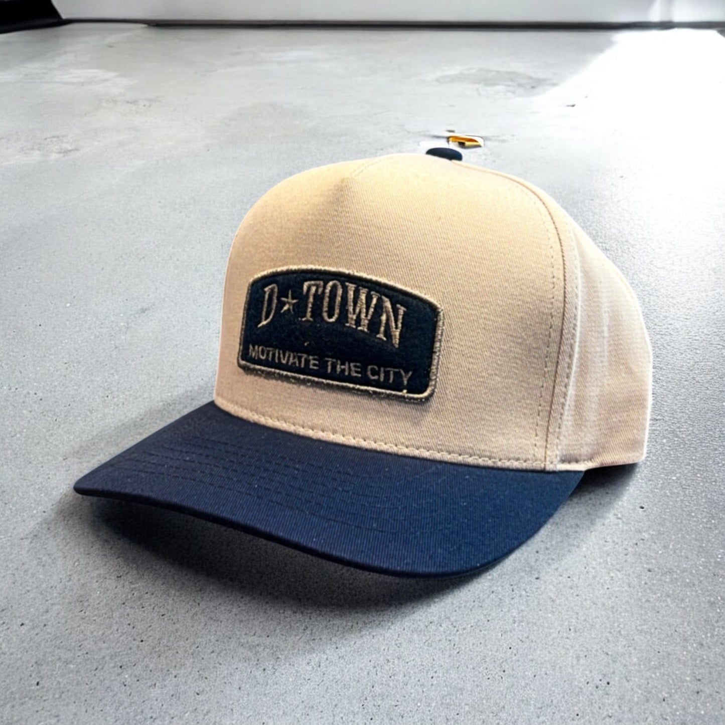 Motivate The City / Navy on Grey